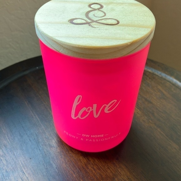 DW Work: Peony & Passionfruit Scented- “Love”- 7.5 oz - Picture 1 of 6